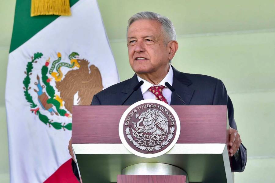 AMLO acusa fraude de empresas energéticas