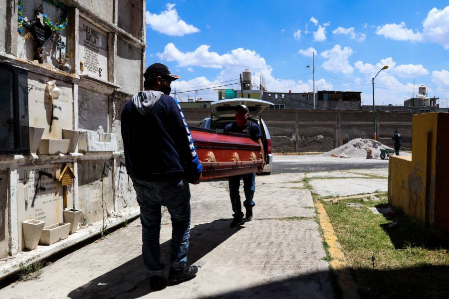 Realizan misa para jóvenes asesinados en centro de rehabilitación de Irapuato