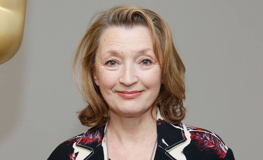 Lesley Manville, será la nueva princesa Margarita en “The Crown”