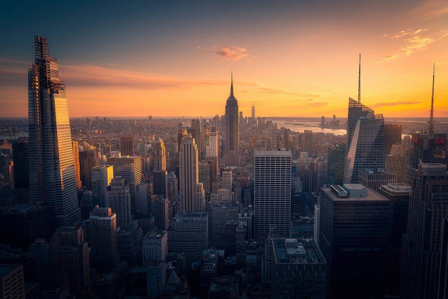 Nueva York pasa a fase 3 y reabrirá algunos negocios