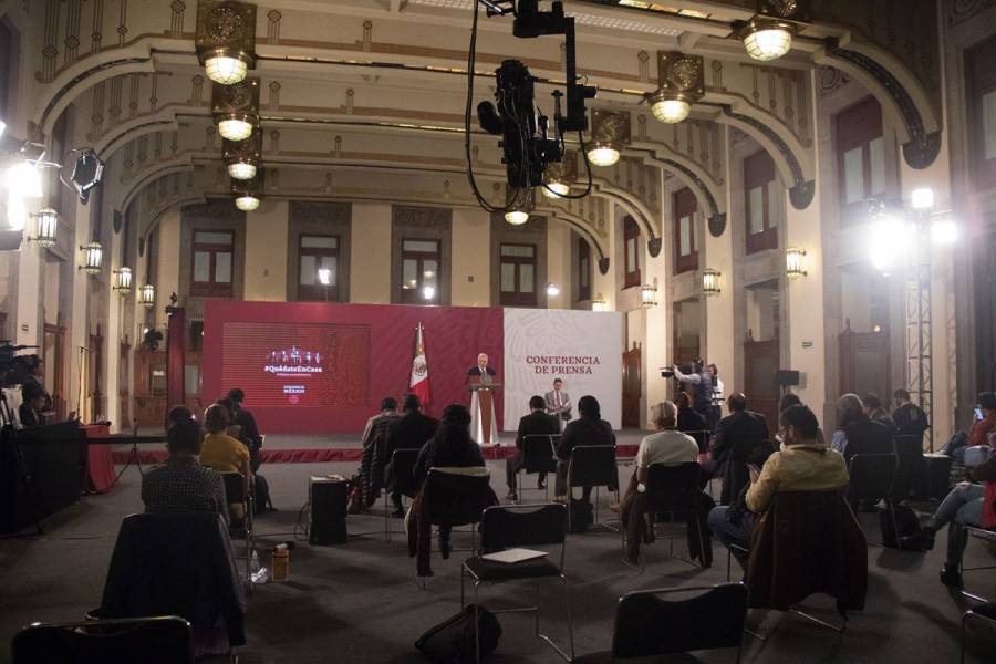 Que compartan herramientas de trabajo servidores públicos, pues seguirá austeridad: AMLO