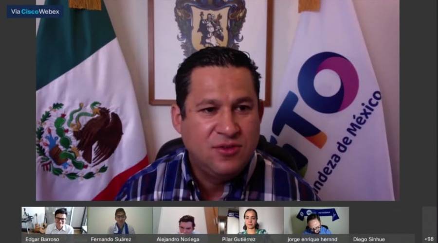 Guanajuato seguirá apoyando becas de alumnos en el extranjero
