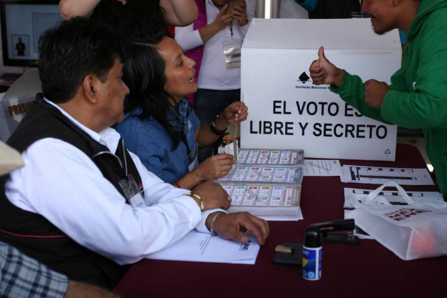 “Estaré al pendiente de elecciones limpias”: AMLO