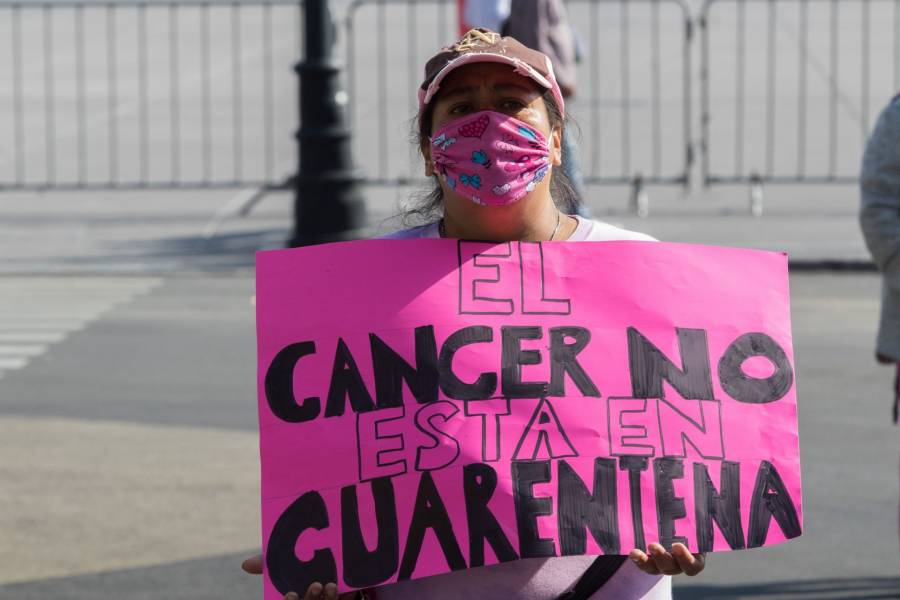Padres de niños con cáncer siguen con desabasto de medicamentos