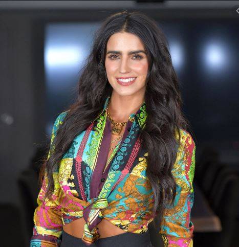 Bárbara de Regil comparte imágenes inéditas de su adolescencia como mamá