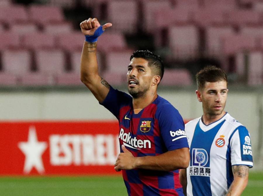 Barcelona desciende al Espanyol y mete presión al Madrid