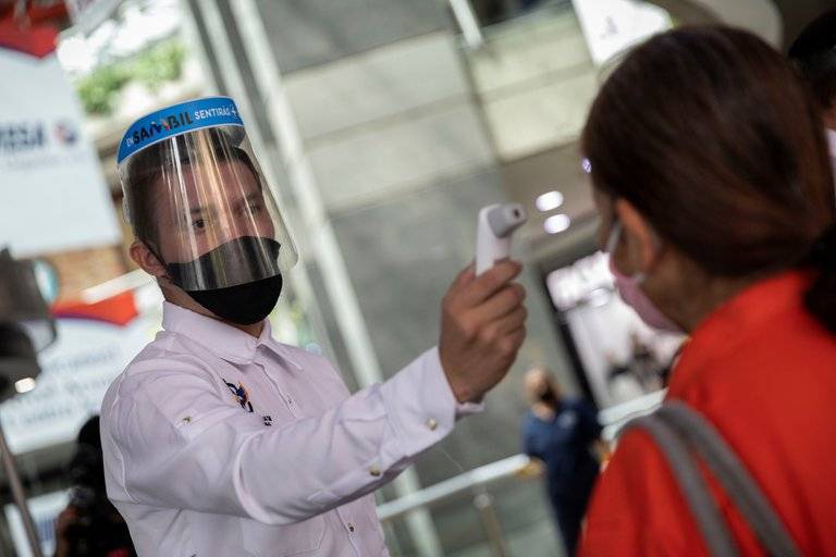 En CDMX reabren centros comerciales y tiendas departamentales este 8 de julio