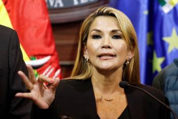 Jeanine &Aacute;&ntilde;ez, presidenta interina de Bolivia, da positivo a Covid-19