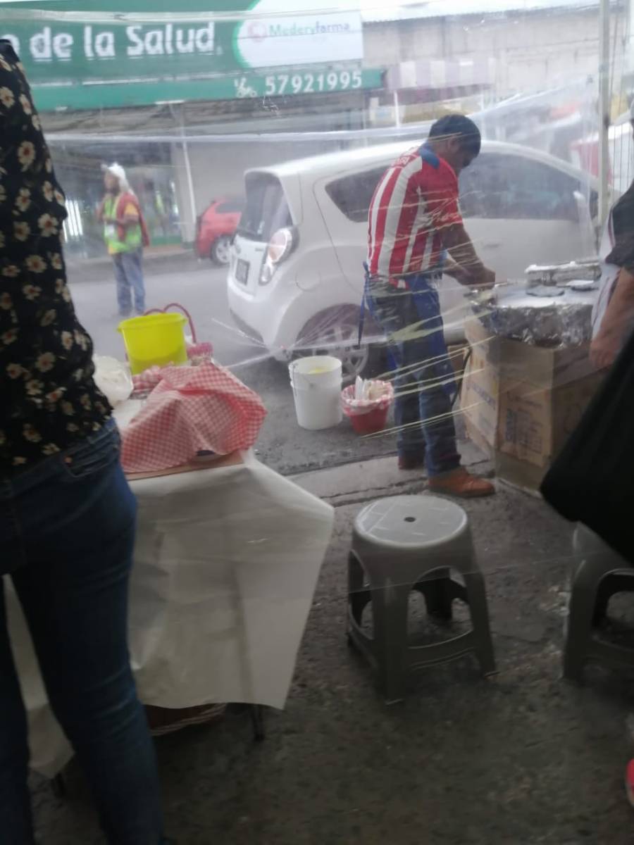 En Edomex, abren sin medidas sanitarias