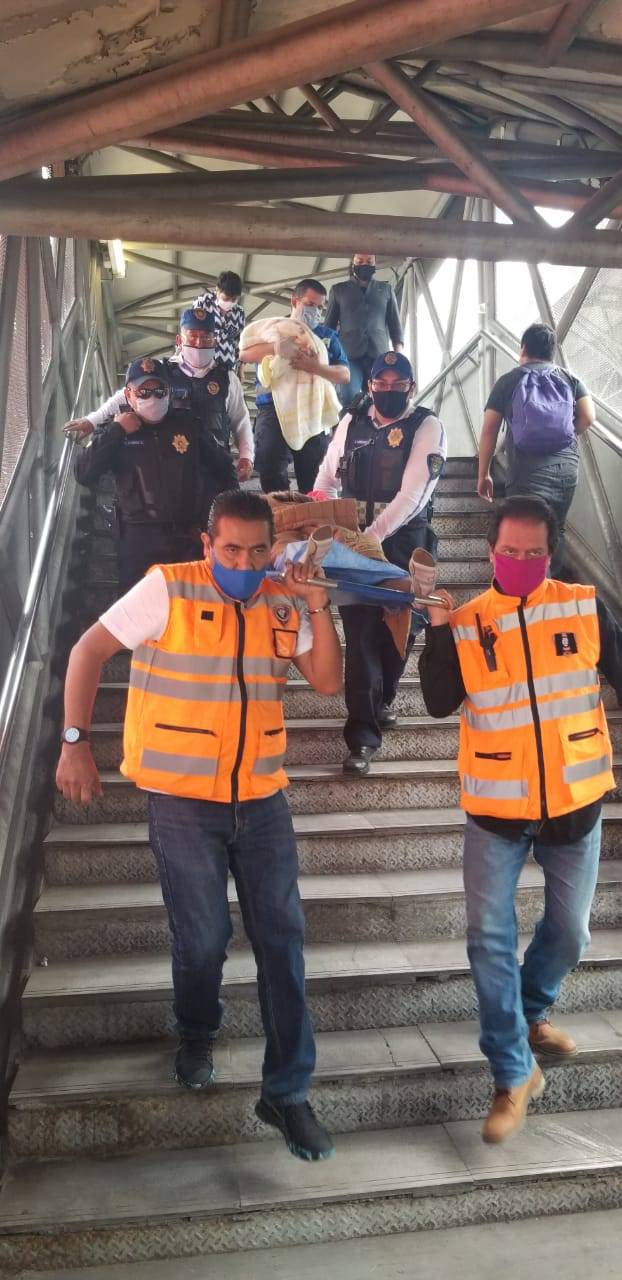 Nace bebé en estación Romero Rubio del metro de la CDMX ContraRéplica