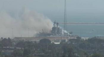 18 marinos heridos de Estados Unidos por incendio de buque en San Diego