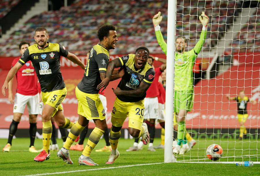 Manchester United se complica el pase a la Champions League