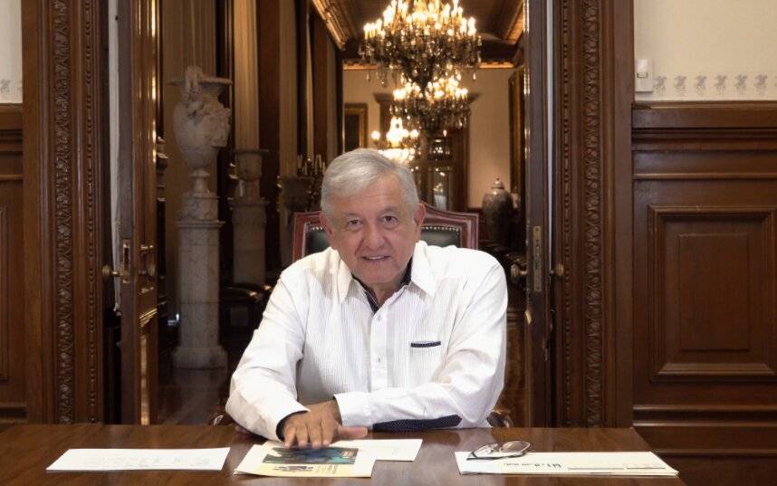 AMLO acusa campa&ntilde;a contra L&oacute;pez-Gatell e infodemia