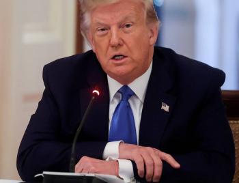 Trump critica a Anthony Fauci, tras incremento de casos de Covid-19
