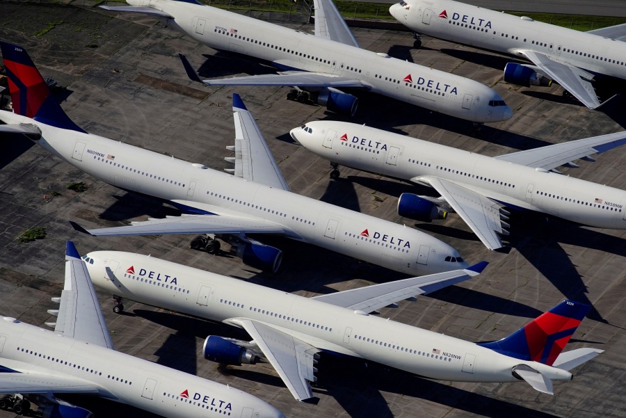 Suman millonarios rescates y las aerolíneas sin tomar vuelo