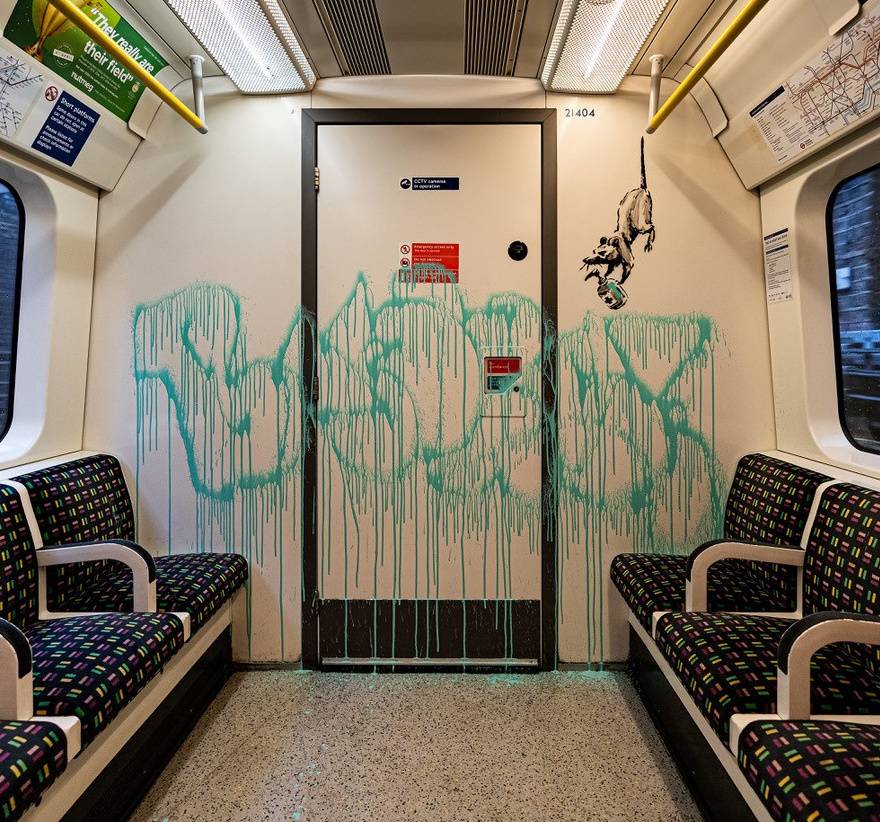 Para concientizar sobre el uso de mascarilla, Banksy interviene el Metro de Londres