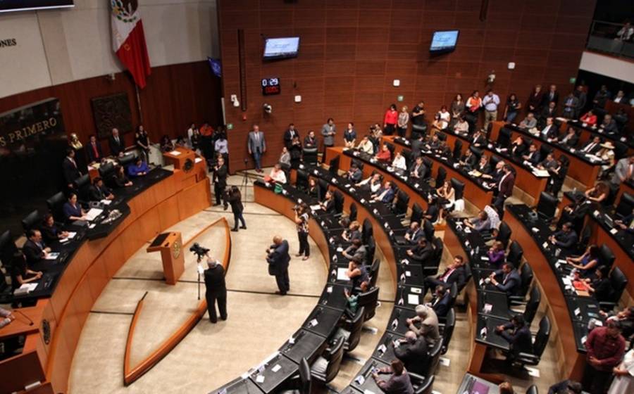 Ingreso b&aacute;sico universal es inviable: Gobierno Federal