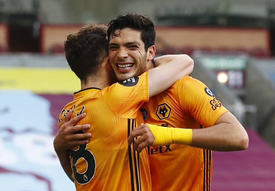 Jiménez llega a 17 goles, pero el Wolverhampton se aleja de la Champions