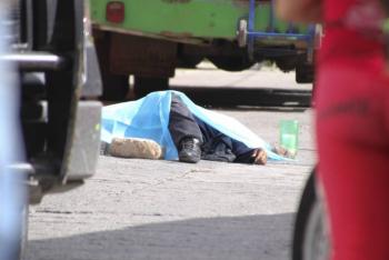 Rateros matan a pasajero en Coacalco