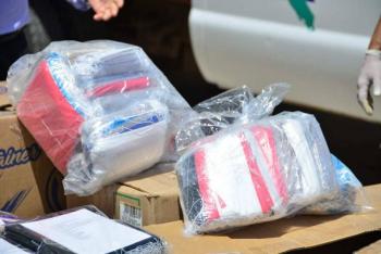 Roban carga de cubrebocas valuada en un mdp