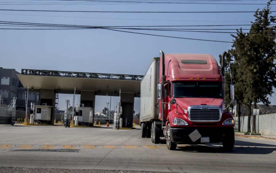 Aumentará recaudación en aduanas: SAT