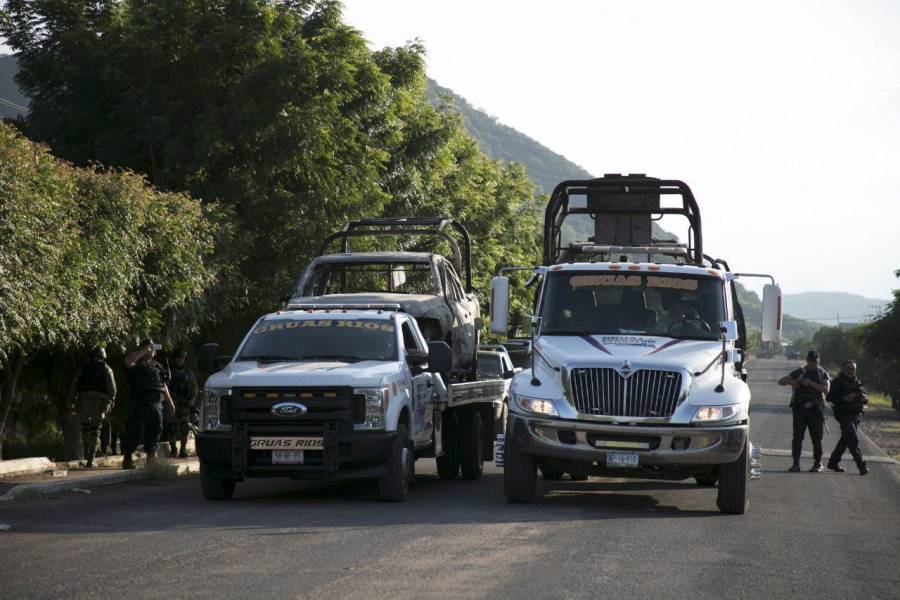 Enfrentamiento entre CJNG y Guardia Nacional deja 5 muertos en Michoacán