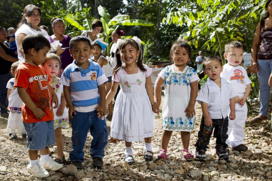 Revela UNICEF que casi 50% de menores en México viven en pobreza