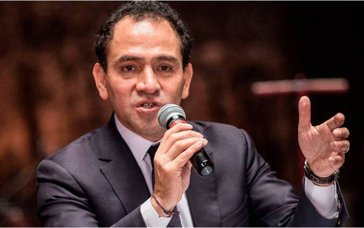 Arturo Herrera indica que el uso de cubrebocas permitirá relanzar la economía