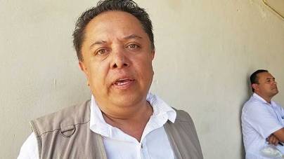 Pablo Almicar Sandoval niega que no haya declarado casa en Acapulco