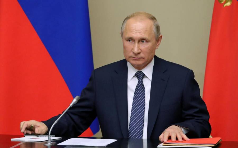 Retrasa Putin su plan econ&oacute;mico ‘estrella’ por efectos de la pandemia