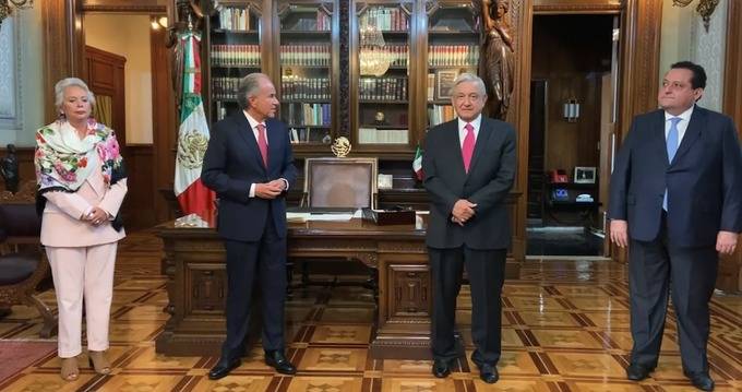 AMLO ENCABEZA RELEVO EN PRESIDENCIA DE CONAGO