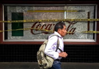 Covid-19 afect&oacute; a Coca-Cola, perdi&oacute; 30% en ganancias