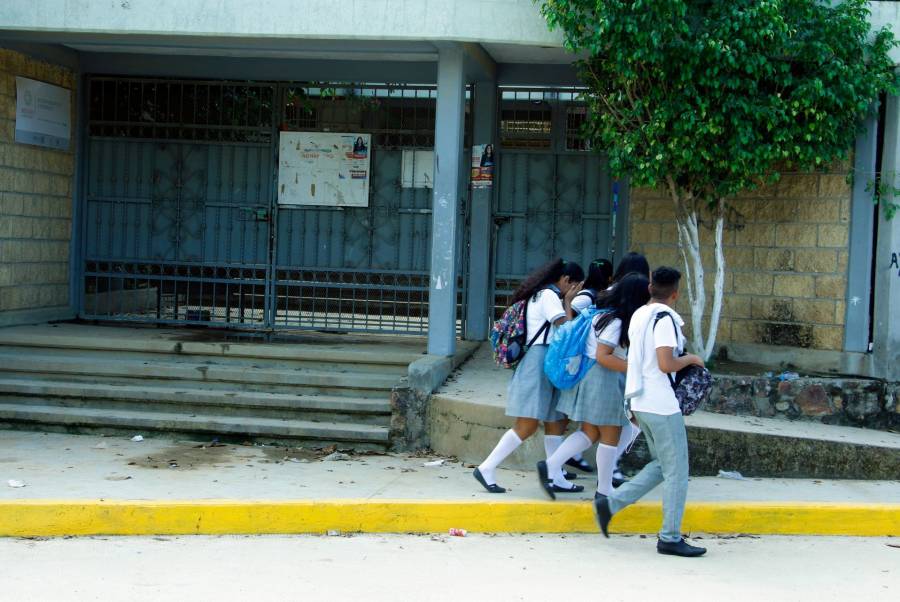 Guerrero no regresará a clases presenciales en agosto; se posponen exámenes de admisión