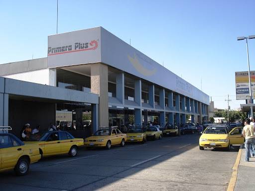 GN incauta más de un millón de pesos en central de autobuses de Tlaquepaque, Jalisco