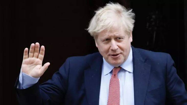 Boris Johnson se disculpa por no decir “lo siento” a menudo