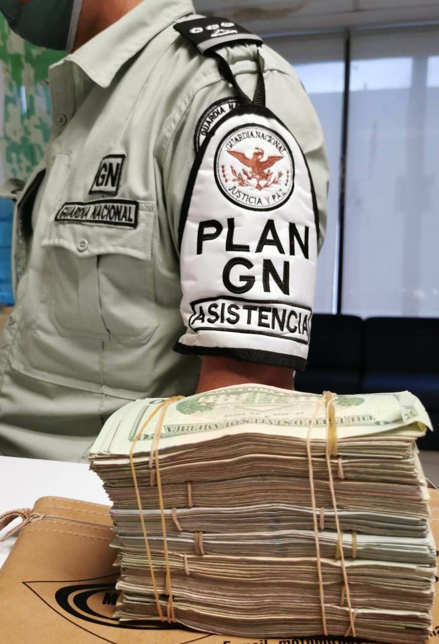 Detienen en aduana a mexicocanadiense con 34 mil 705