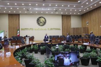 Rinden protesta 4 nuevos consejeros del INE