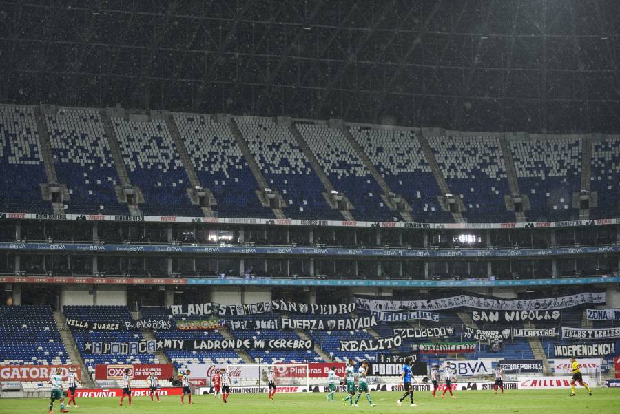 Por el huracán “Hanna”, suspenden partido entre Rayados y Toluca