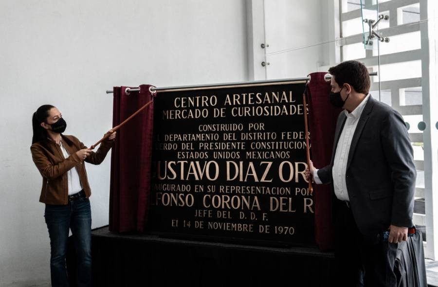 Sheinbaum Retira placa de D&iacute;az Ordaz por ignomia