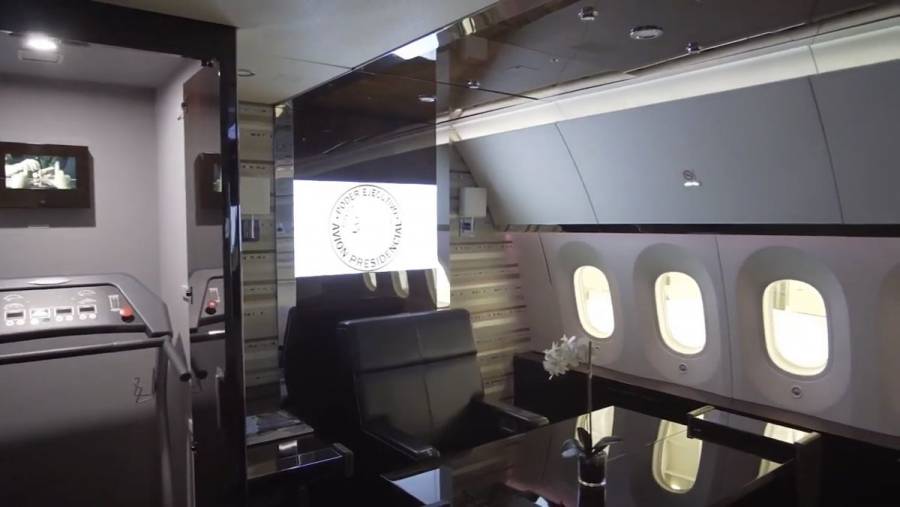 Transmiten interior de avión presidencial en vivo