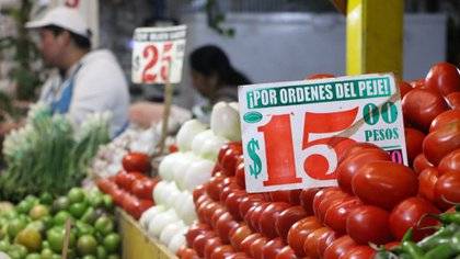 Superávit comercial de México alcanza inesperado récord en junio