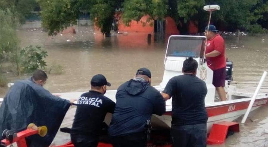Inundaciones y apagones, deja “Hanna”
