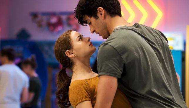 Netflix confirma trilogía de la cinta “El stand de los besos”