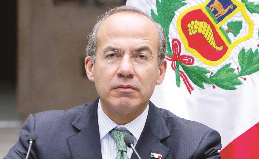 Calderón critica a AMLO por bajar presupuesto de FONDEN