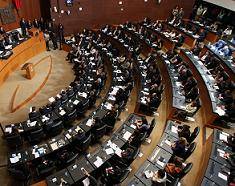 PRD suma diputado y Morena a senadora