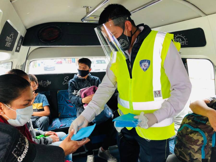 Alcaldía Cuajimalpa refuerza medidas sanitarias en las colonias Navidad y Ébano