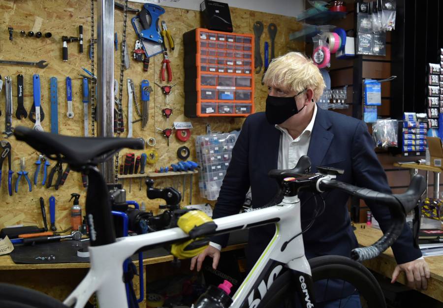 Promueve Johnson ciclismo para perder peso