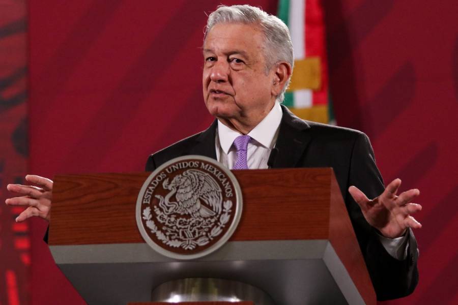 Burócratas regresarán en octubre: AMLO