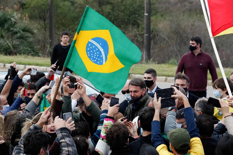 Bolsonaro mantiene planes de viaje pese a tener 