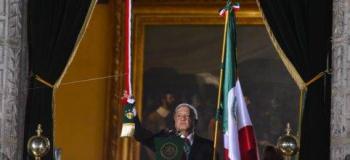 AMLO: Grito ser&aacute; desde balc&oacute;n presidencial